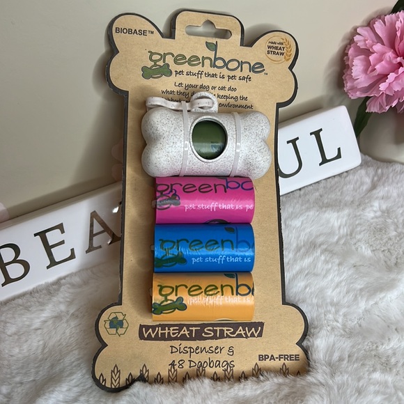 GreenBone Dispenser & 48 Poopbags - Picture 2 of 5